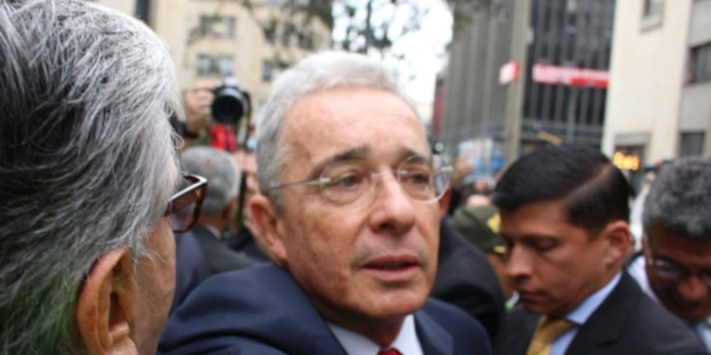 Imposible no opinar sobre Uribe – Por: Juan Manuel López C 